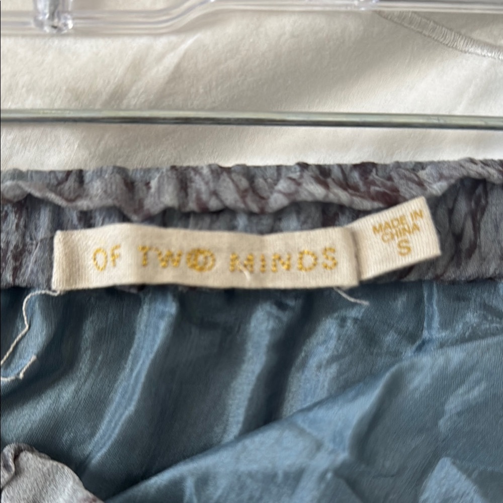 Gray And Brown Patterned Skirt - image 2